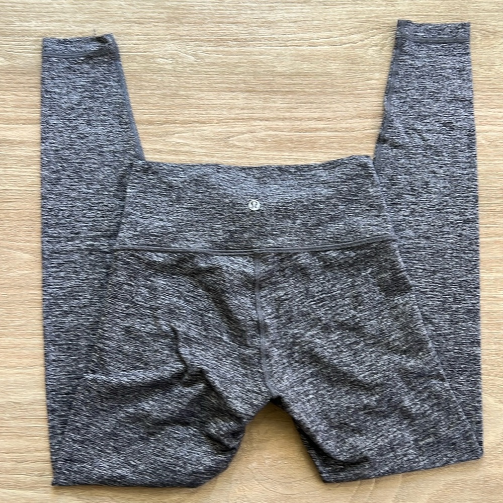 Lululemon Gray Size 6 Leggings